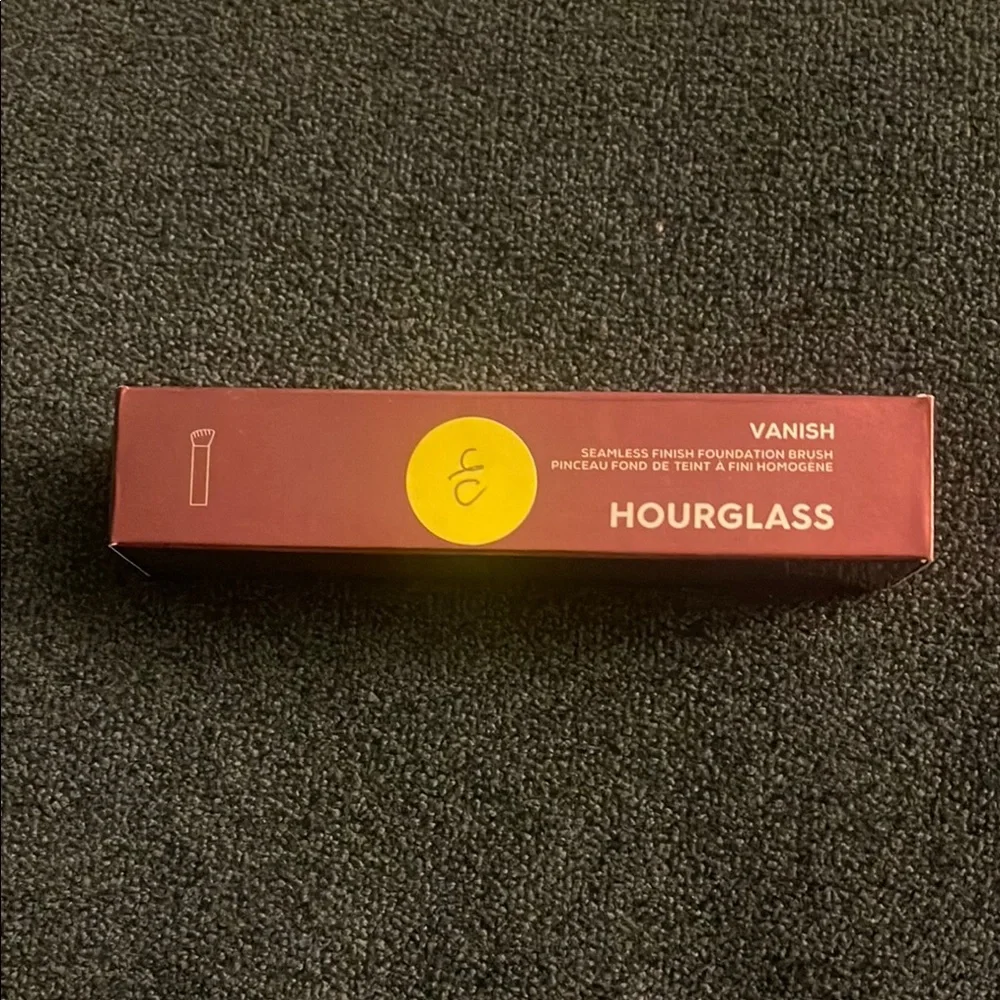 Hourglass Vanish Seamless Finish Foundation Brush